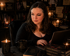 Shara Blackthorne
